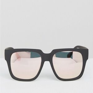 Quay On The Prowl Sunglasses Black Pink Mirrored Lenses